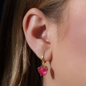 Brinco Argolinha Pedra de Coração Rosa